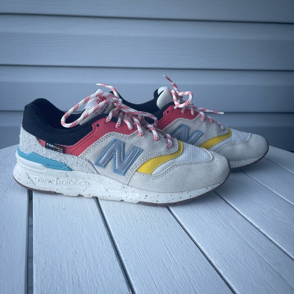 New Balance Black and White / Colors Classics Sneakers 8 - Picture 3 of 10